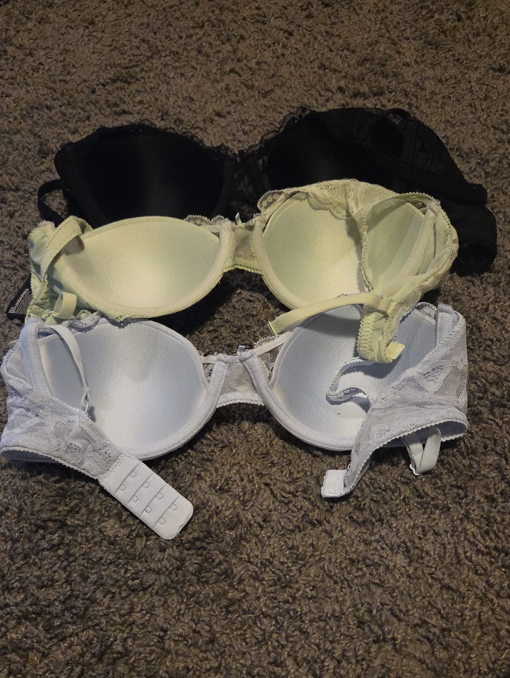 34C Lacy Bow Bra 3 Piece Set - Picture 2 of 6